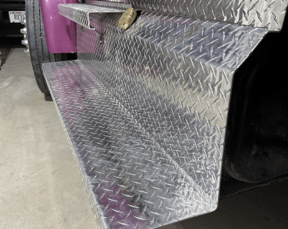 <p style="font-family: 'Poppins', sans-serif; font-weight: 700; font-size:24px;">ALUMINUM FABRICATION
</p>
